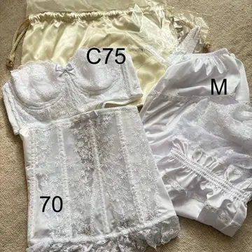 [새상품급] 세모아 브라이덜 이너 C75 70 M