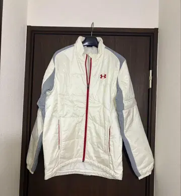 새상품급 Under Armour 경량 자켓 화이트/그레이/레드