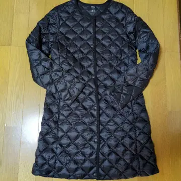 UNIQLO M 퀼팅 롱 코트 블랙
