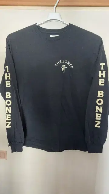 The BONEZ 긴팔 T셔츠 XXL
