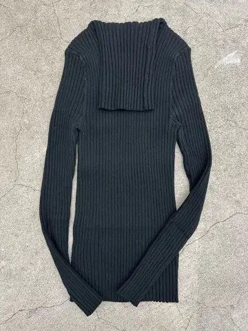 giu giu NONNA 터틀넥