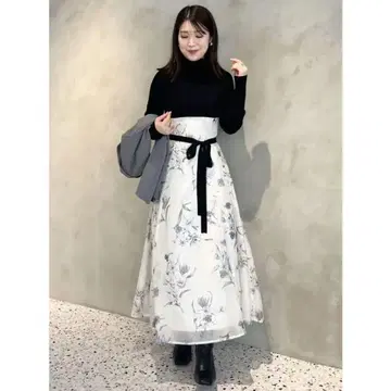 MERCURYDUO 플라워 도킹 롱 슬리브 원피스