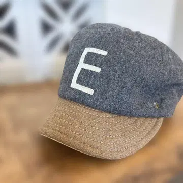 DECHO E 자수 베이스볼 울 캡