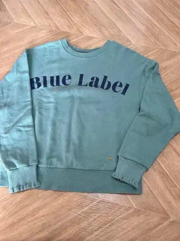 Blue Label Crestbridge 맨투맨 38