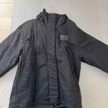 HIFIVE 후드 부착 블랙 다운 자켓