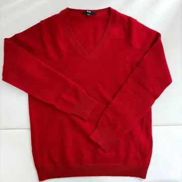UNIQLO 빨간색 V넥 캐시미어 스웨터 L 사이즈