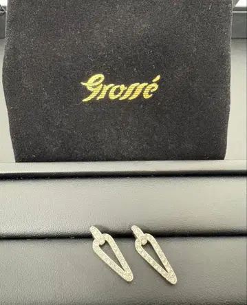 [ grosse ] 그로세 귀걸이 새상품급