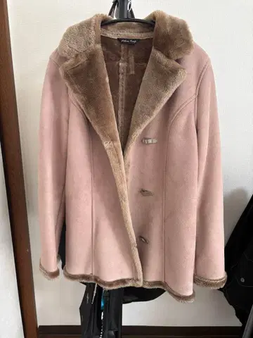 Albaro tarfe 페이크 무스탕 코트