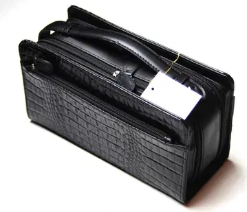 새상품 배송비 포함 소가죽 크로커다일 패턴 W 지퍼 BOX형 세컨드 백