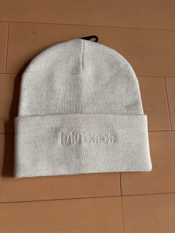 lululemon 웜 레벨레이션 비니 화이트