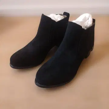 MINNETONKA x LEE 블랙 스웨이드 숏부츠