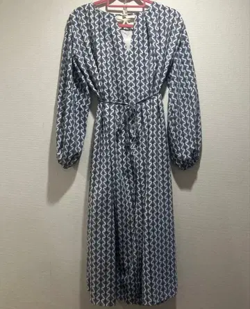 롱 원피스 기하학 패턴 컨디션 최상.
