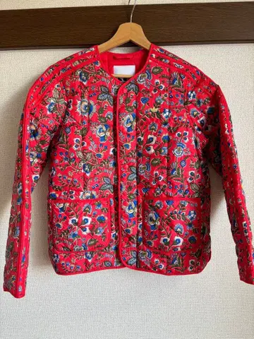 아디다스 꽃무늬 퀼팅 자켓 빨간색 S