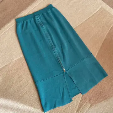 [ 컨디션 최상 ] 콜라주 개럴개런트 ZIP 타이트 스트레치 스커트