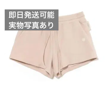 Milky pile heart short pants
