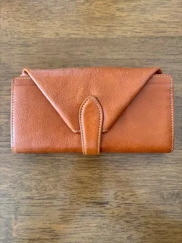 Dakota 브라운 가죽 장지갑 봉투형