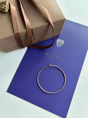 agete 아가트 트위스트 후프 귀걸이 4cm K10 한쪽