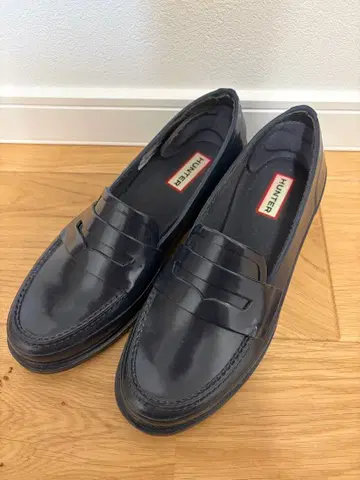 HUNTER 네이비 로퍼 레인 슈즈