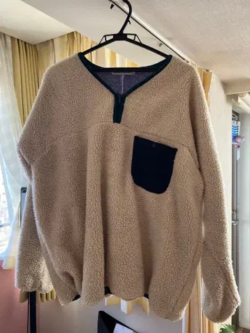 bamboo shoots 플리스 풀오버 화이트