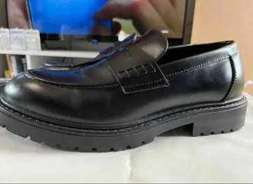 ZARA 스마트 페니 스트랩 로퍼 블랙