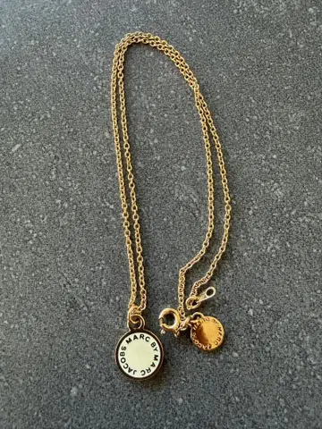 MARC BY MARC JACOBS 목걸이