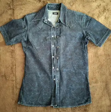 JJJ 다크 블루 패턴 반팔 데님 셔츠 M 사이즈