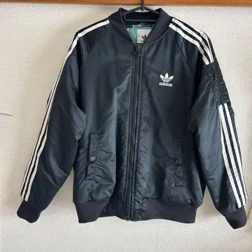 adidas 봄버 자켓 쓰리 스트라이프 백 자수 트레포일