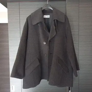 ISSEY MIYAKE 리버 봉제 빅 코트 다크 그레이