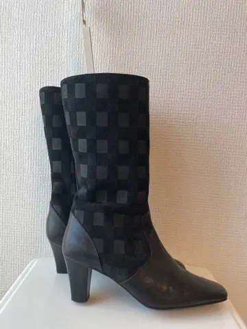MIHAMA 체크 무늬 스웨이드 가죽 부츠