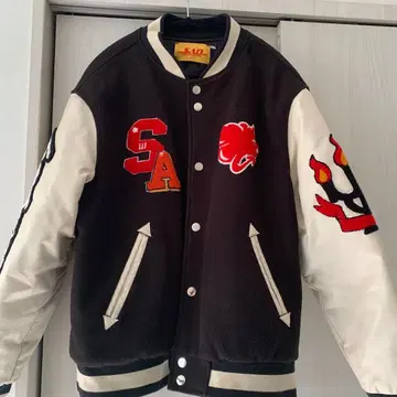 SAD 바시티 자켓 L 사이즈 블랙/화이트 자수