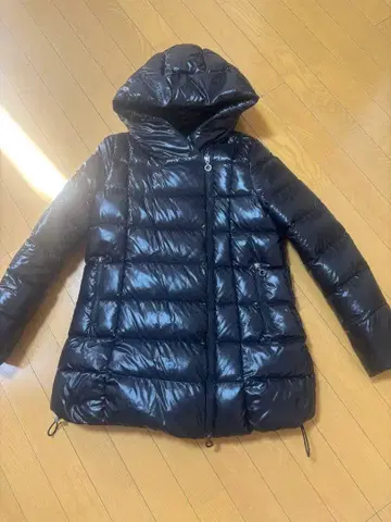 TATRAS 후드 부착 다운 자켓 블랙