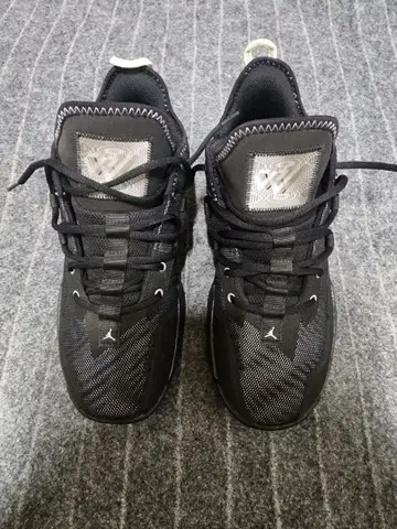 Jordan 블랙 스니커즈