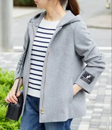 ROPE 후드 부착 노카라 숏코트 라이트 그레이