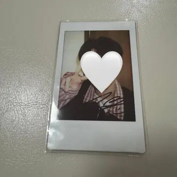 EVNNE 윤서 사인 폴라로이드 사인 폴라로이드