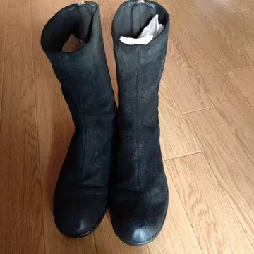 VEROCUOIO 블랙 스웨이드 숏부츠