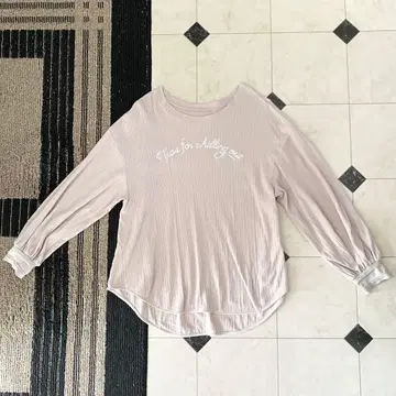 새상품급 그레이스 콘티넨탈 긴팔 리브 볼륨 소매 컷 탑 36 베이지