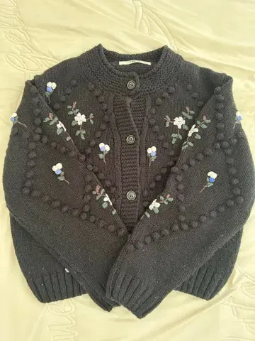 FURFUR 꽈배기 자수 가디건