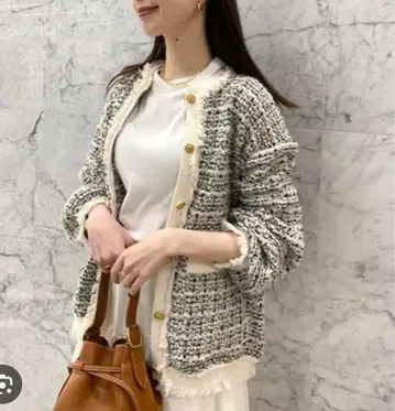 인기 완판템 Mila Owen 트위드 니트 자켓 사이즈 0