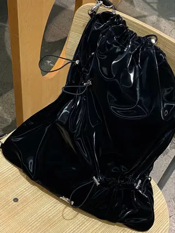 yieyie Y.08 Eden Draw String Bag / black