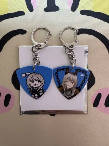 걸즈밴드 클라이 카와라기 모모카 기타 피크 키링