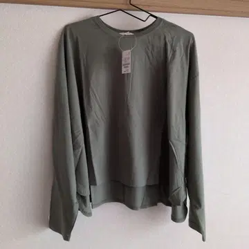 새상품 FREAKSSTORE 올리브 그린 긴팔 롱 상의 프리 사이즈