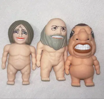 진격의 거인 가챠가챠 3체 세트