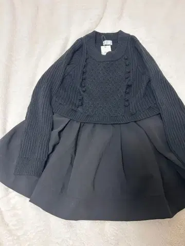 미사용 새상품 sono 페플럼 스웨터 사이즈 1