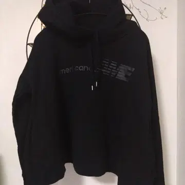 Americana 블랙 후드티 로고 테트라 라인