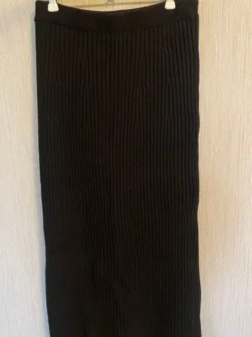 drawer 드로어 7G 울 캐시미어 리브 니트 스커트 블랙