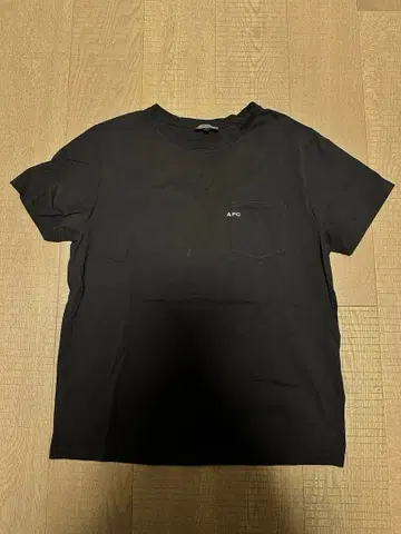 A.P.C. 블랙 티셔츠 L 사이즈