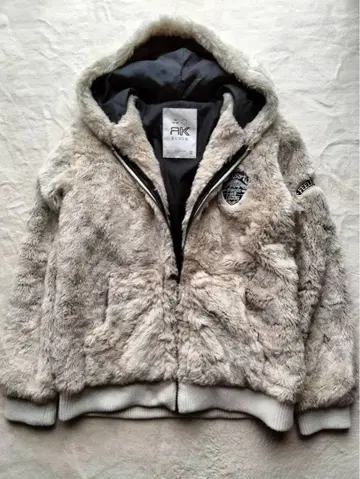 새상품급 RUSS.K 러스케이 퍼 후드티 Y2K 보아 자켓 베이지