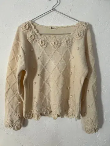 구제 의류 크로셰 울 100 니트 아이보리 itimi