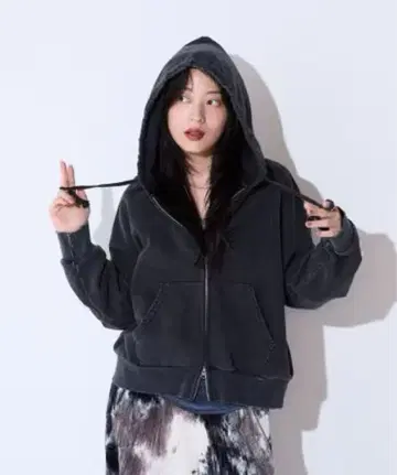 [미사용에 가까움] Fade 컬러 ZIP 수수료 M 사이즈 (숏 기장)