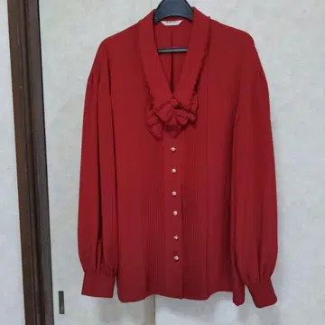 잉게보그 블라우스